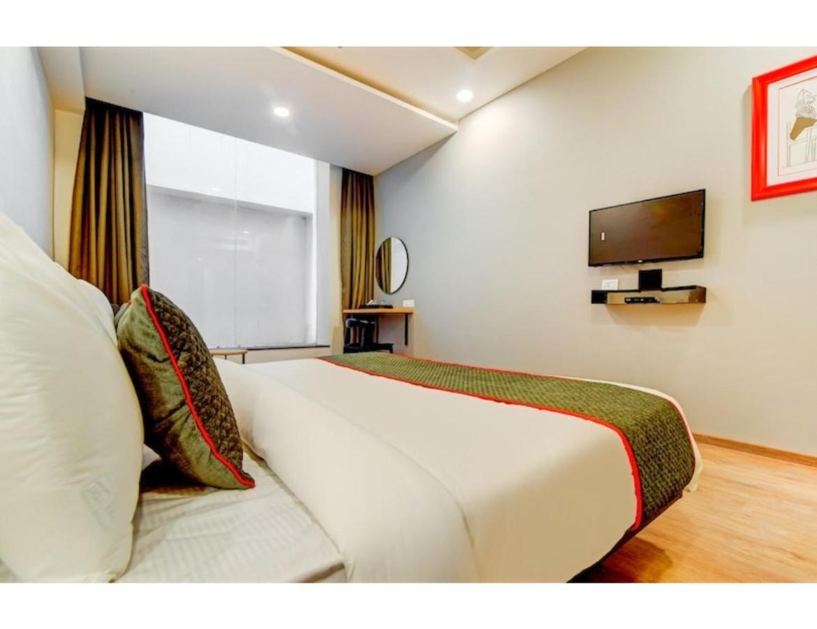 Hotel Landmark, לקנאו מראה חיצוני תמונה