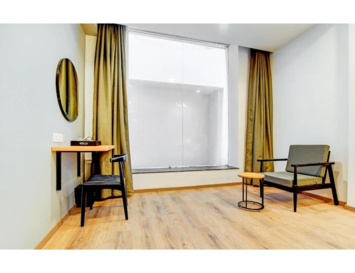 Hotel Landmark, לקנאו מראה חיצוני תמונה