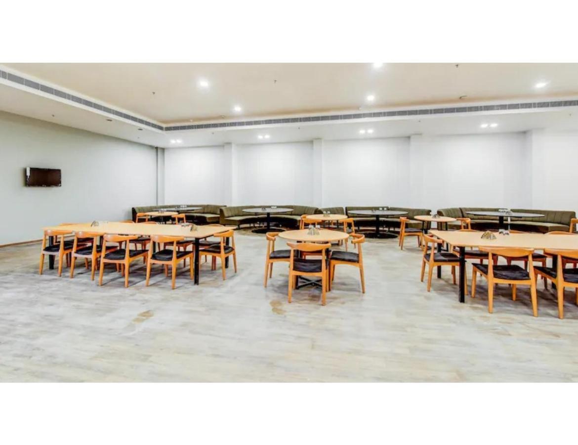 Hotel Landmark, לקנאו מראה חיצוני תמונה